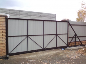 Ворота откатные с ручным управлением - пример 12 фото в Геленджике
