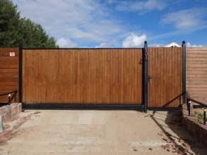 Откатные ворота с дистанционным управлением - пример 5 фото цена за метр под ключ